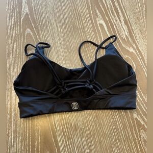 XL Black Strappy Yoga Sports Bra